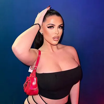 Marina Isabel Esteban profile