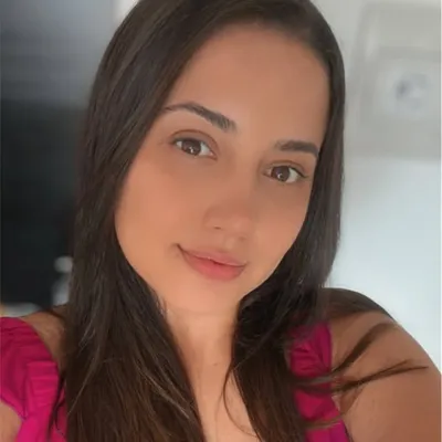 Marina Nayra de Oliveira profile