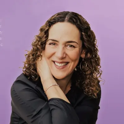 Marisa Lazo profile