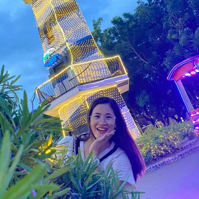 Cristina 🦋 profile