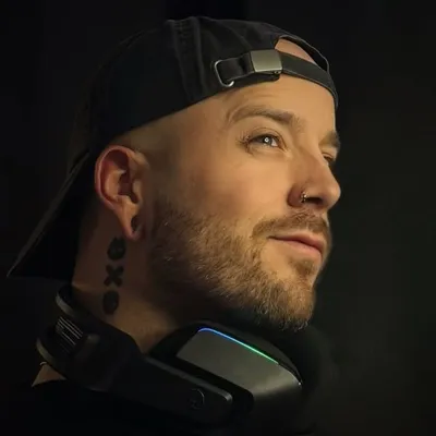 Mark Vence profile