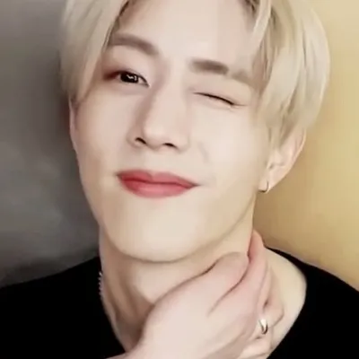 ๐ฆ๐๐ฎ๐ ๐๐ฟ๐๐ฒ, ๐๐ฒ ๐ฟ๐ฒ๐ฎ๐น profile