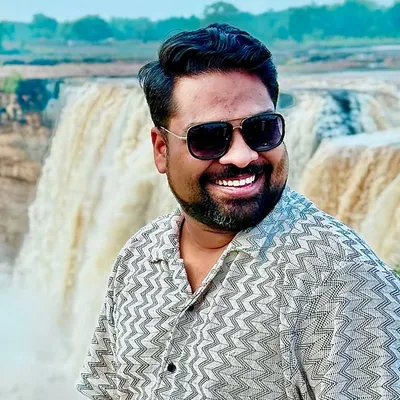 Mark Tribhuvan profile