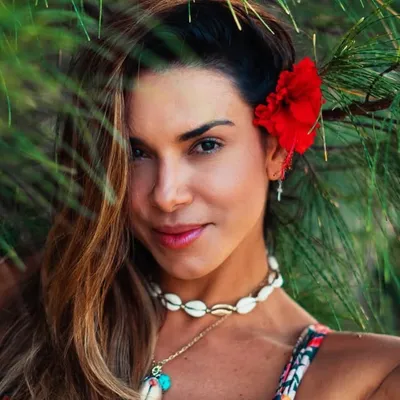 Nara Marques profile