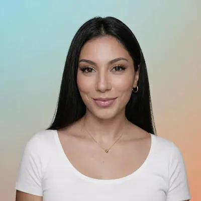 Maryam Ilenez profile