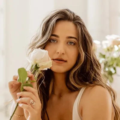 Mary Jelkovsky profile