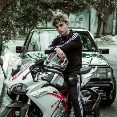 Mateo Carvajal profile