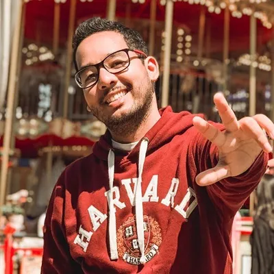 Matheus Tomoto | Intercâmbio & Estudar Fora profile