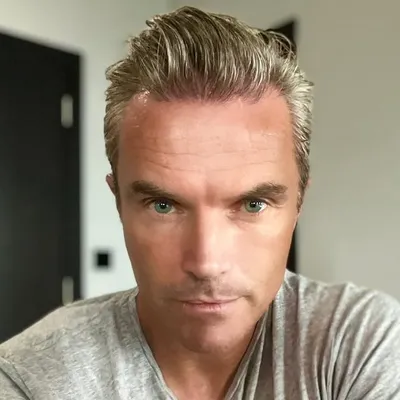 Matt Roberts profile