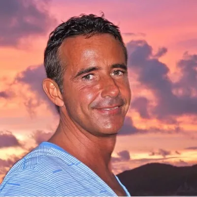 Mauricio Legarreta profile