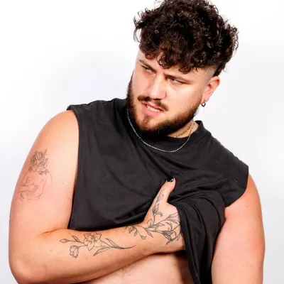 Max Hovey profile