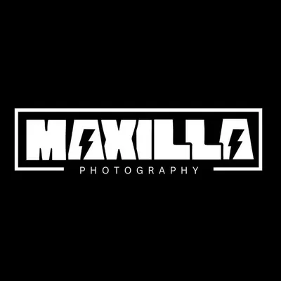 ᗰᗩ᙭Iᒪᒪᗩ ᑭᕼOTOGᖇᗩᑭᕼY ⚡ profile