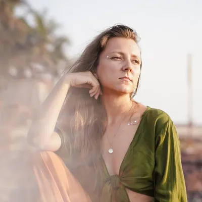 Karina yogi and food lover profile