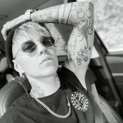 M V X X profile