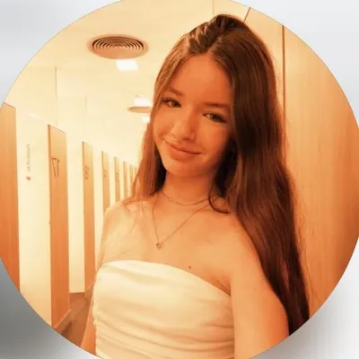 Maya Ambrosio ๐+ profile