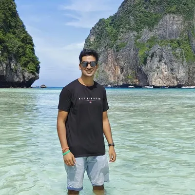 Mayank Toshniwal profile