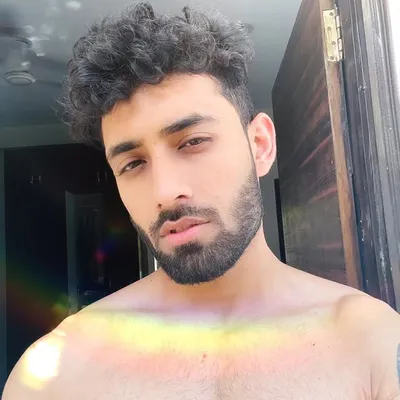 Mayank Gandhi | Skincare & Lifestyle ✨ profile