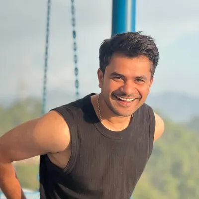 Mayank Mishra profile
