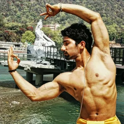Mayank Bhatt profile