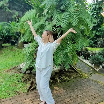 Embracing feminine inside ๐น profile