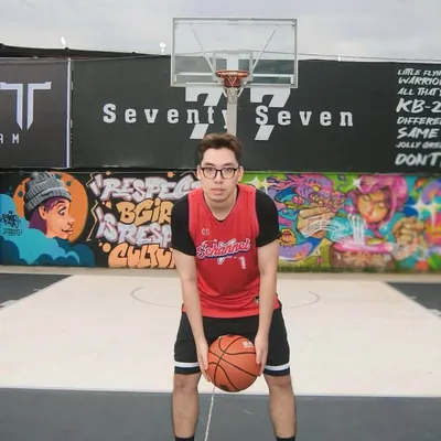 Nguyễn Vũ Hoàng profile