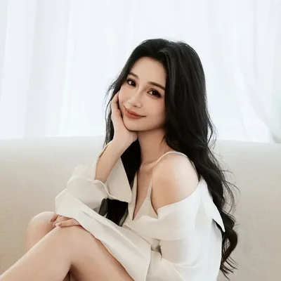 May Chan profile