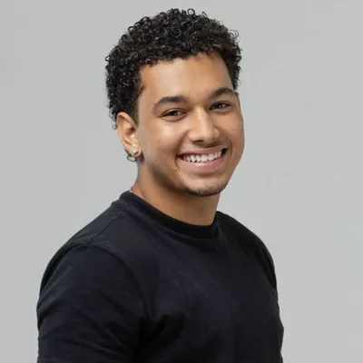 Maycon Douglas profile