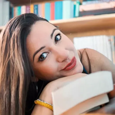 May Díaz Quintero 📖 ❤️ profile