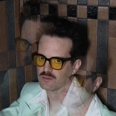 M A Y E R H A W T H O R N E profile