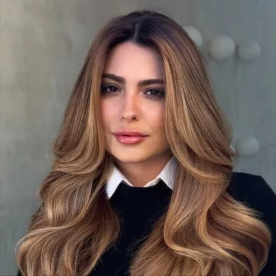 Mayra Novais profile