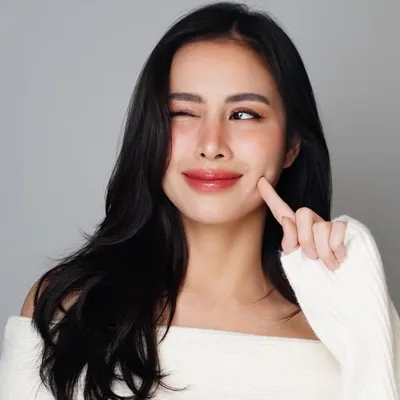 Donya Tesoro profile