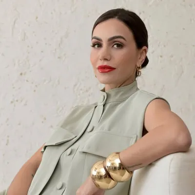 Mayra Vilas Novas profile