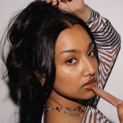 May/Tahmina profile
