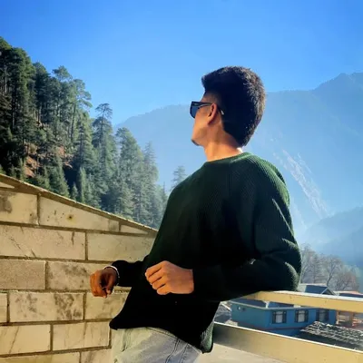 Mayur ๐ฆ profile
