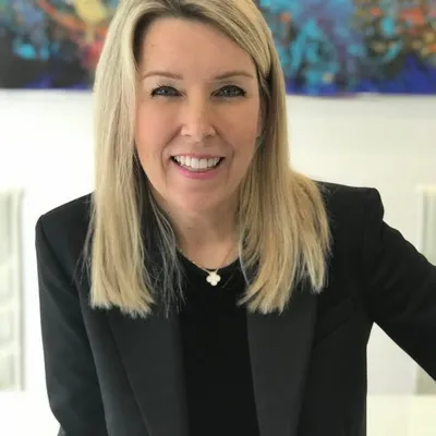Holly Smith | Real Estate l DC✈️FL Luxury Style🍾 profile