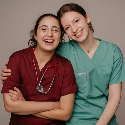 Regina Girgis & Isabelle Doczy profile