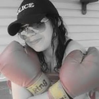 Kimberlee Hoeffner profile