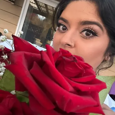 Meena Reviews profile