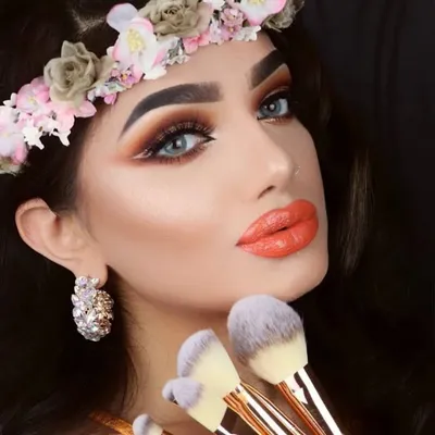 Meena Naina Habibi profile