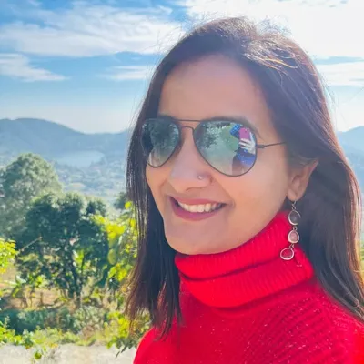 Meenakshi Kandwal profile