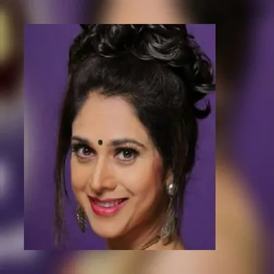 Meenakshi Sheshadri profile