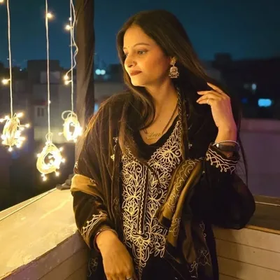 Meenakshi Thakur | meenakshi talks with style profile