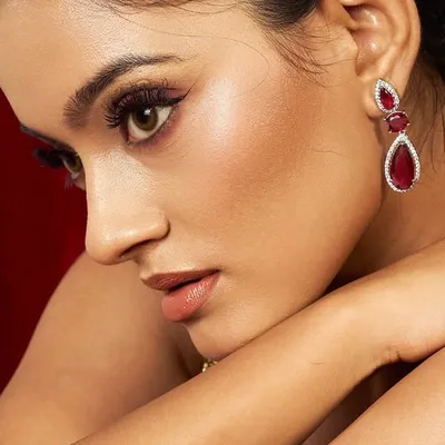 മാധവി profile