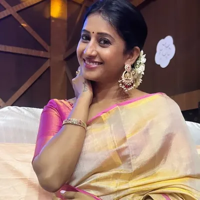 Meenavasu profile
