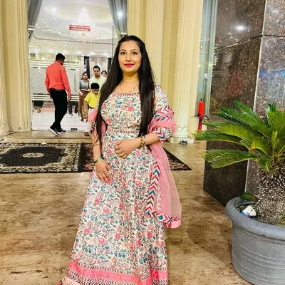 Meenu profile