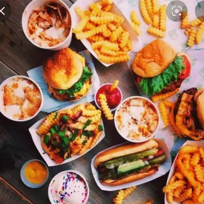 love to eat food ๐ด๐ profile