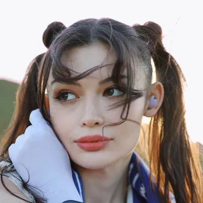 Meryem Can profile