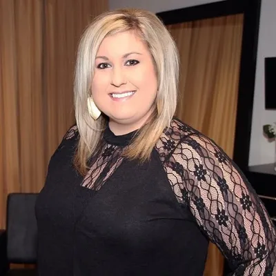Megan Scowley Salon On Barry profile