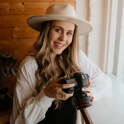 Megan Aaron Photography in Alabama profile