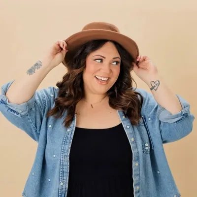Meghan Ashley Zambada profile